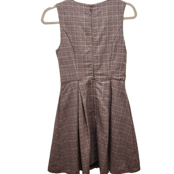 Modcloth Touch of Structure A-Line Maroon Plaid Lined Pleated Sleeveless Dress W - Picture 2 of 11